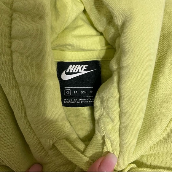 Neon green/yellow Nike hoodie - Picture 3 of 6